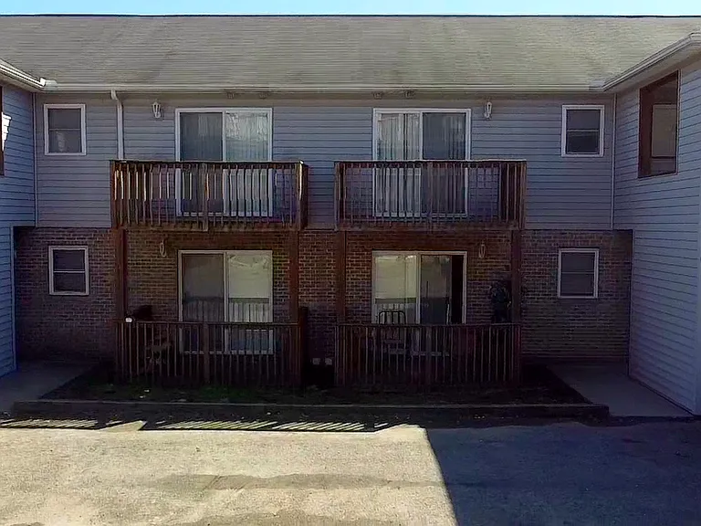 Pinnacle Heights Apartments — Photo 55