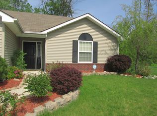 7407 Riverton Dr, Fort Wayne, IN 46825