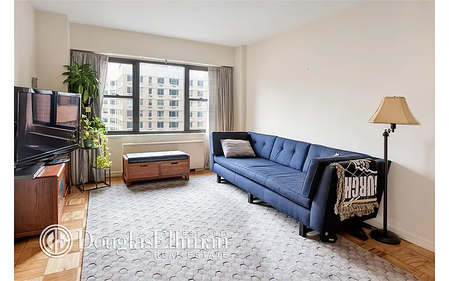 Rented by Douglas Elliman | media 3