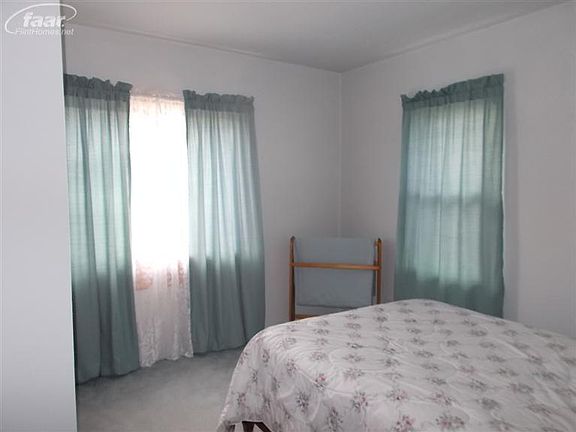 5th image of 9208 N Elms Rd