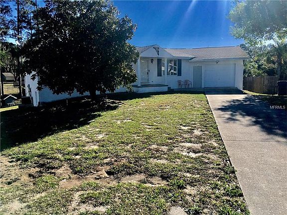 2nd image of 6704 Jacaranda Cir