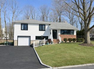 59 Grist Mill Lane, Huntington, NY 11743