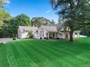 990 Silvermine Rd, New Canaan, CT 06840