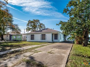 109 Tommy Dr, Port Lavaca, TX 77979
