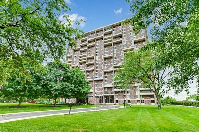 1st image of 1000 Urlin Ave APT 1807
