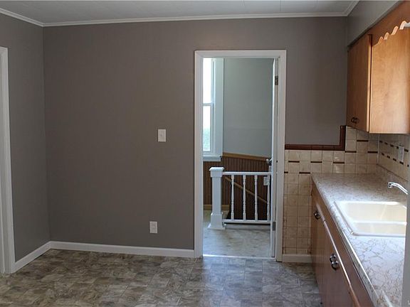 3rd image of 29 Klas Ave