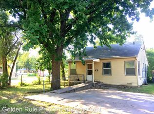 512 1/2 W 10th Ave, Hutchinson, KS 67501