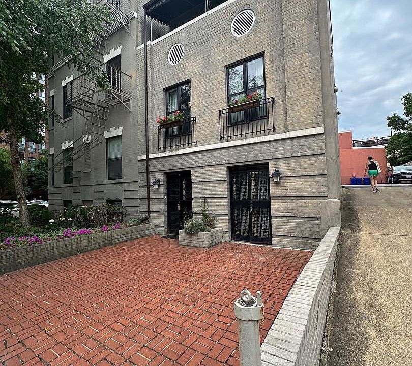 2nd image of 2101 N St NW APT T5