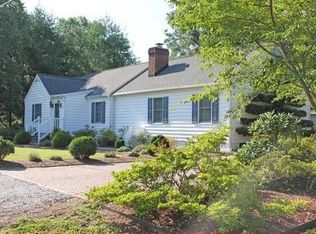 3282 Providence Rd, Hayes, VA 23072