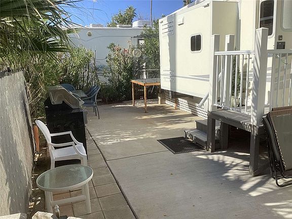 3rd image of 18801 Roberts Rd Space 110