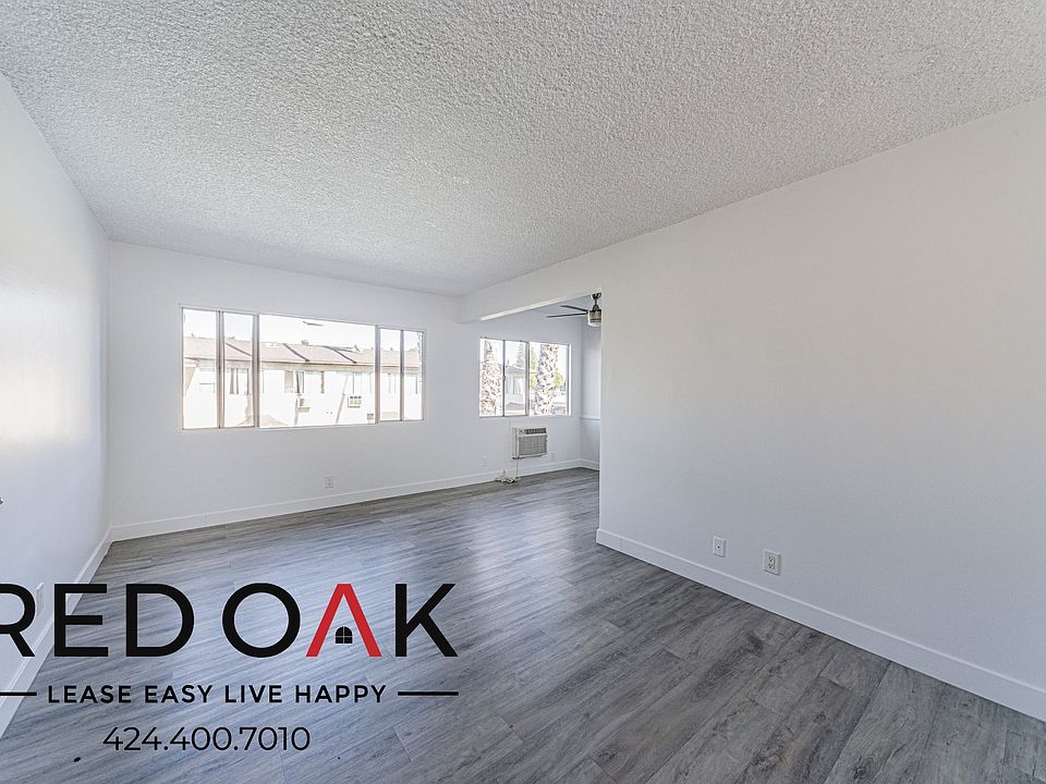 1st image of 19148 Sherman Way #5406