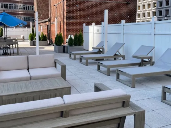 220 East 54th Street image 7 of 10