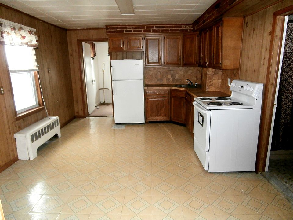 1st image of 37 Cedar St #3