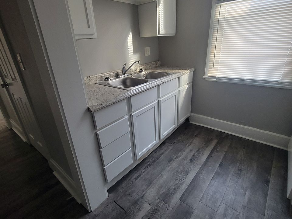 1st image of 1435 E Legrande Ave #11476721