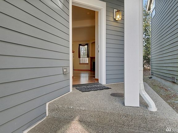 3rd image of 21706 104th Street Ct E