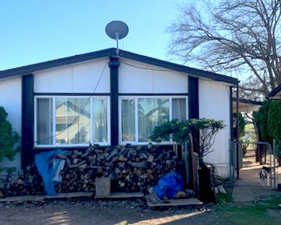 1st image of 25372 Jerry Ln