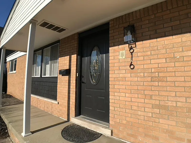 616 Oakland Ave — Photo 3