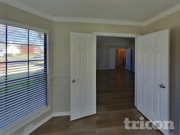 3rd image of 7761 Grassland Dr