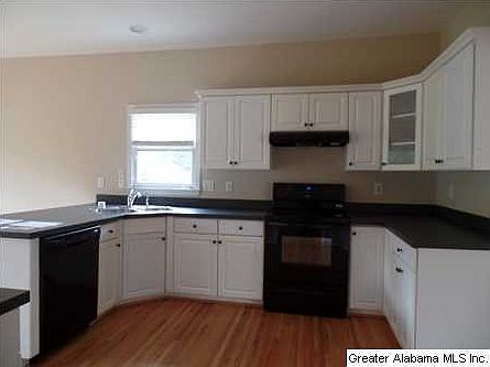 3rd image of 1517 Oak Park Dr