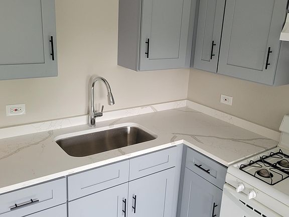 5th image of 9850 El Cameno Ln APT 1W