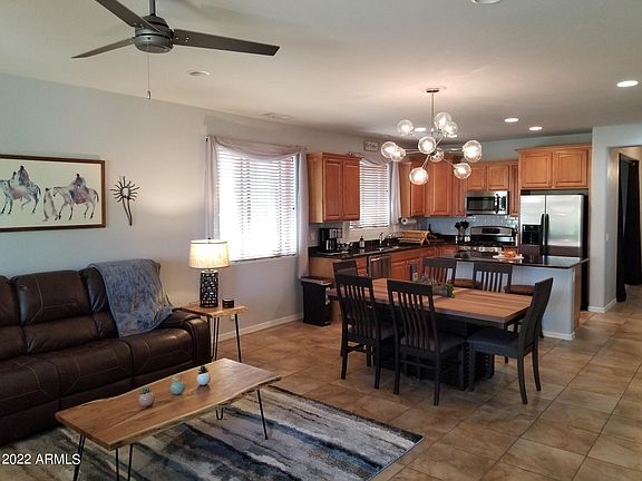4th image of 26284 W Potter Dr