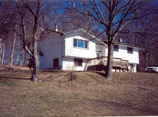 Griffith Rd, Tyler Hill, PA 18469