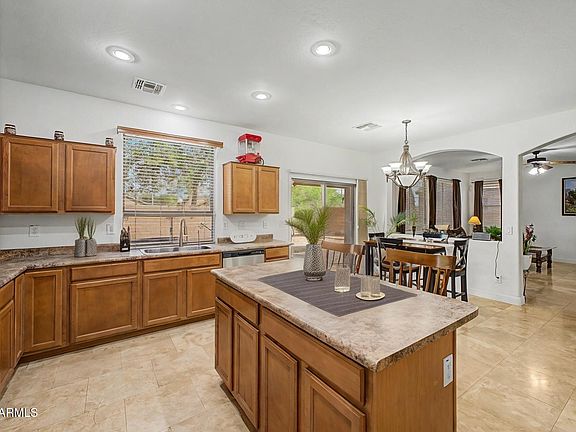 4th image of 2103 S 161ST Avenue