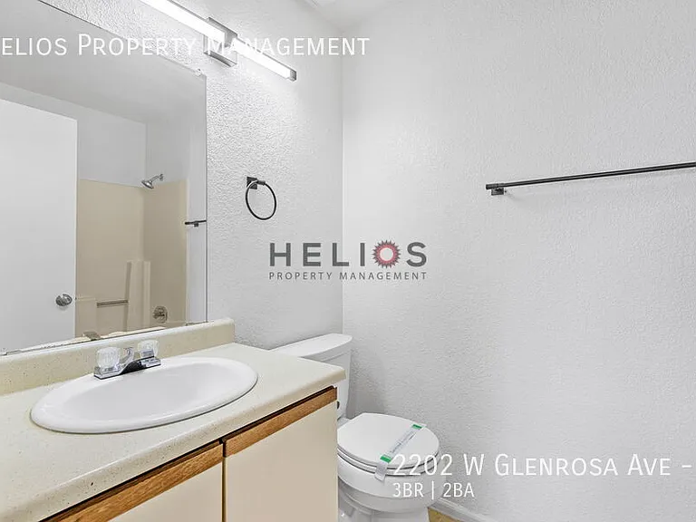 2202 W Glenrosa Ave #3 — Photo 18