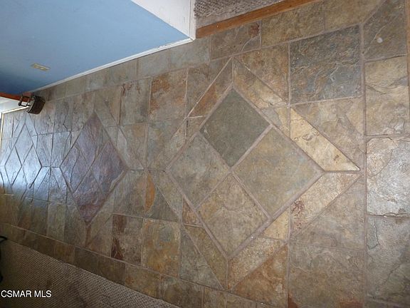 3rd image of 14468 Oxford Cir