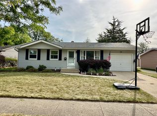 531 Martin Dr, South Elgin, IL 60177
