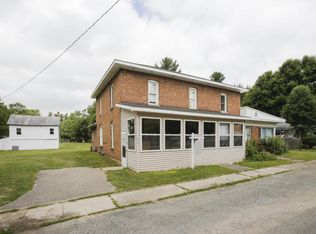 206 Palmer Ave, Colon, MI 49040