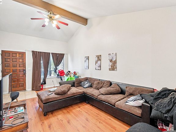2nd image of 10997 Hirschfeld Way