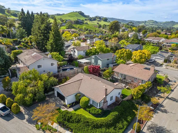 3265 Swiss Court, Napa, CA 94558