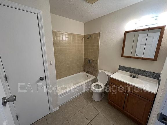 5th image of 126 Rhode Island St SE #C