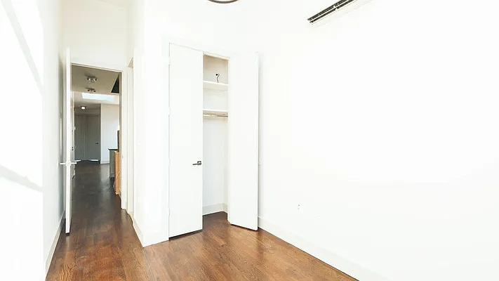 Rented by Nooklyn NYC LLC | media 31