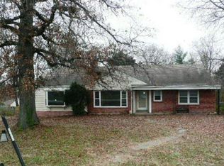 2033 New Jamestown Rd, Saint Louis, MO 63138