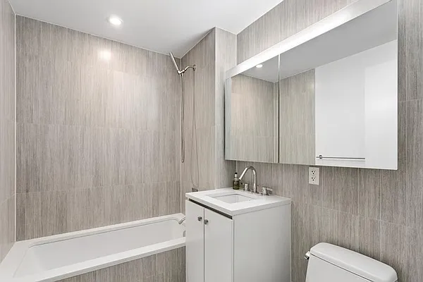 Rented by Compass | media 14