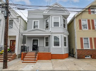 23 Komorn St FLOOR 2, Newark, NJ 07105