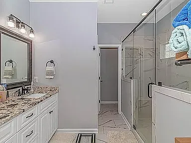 4 bed, 1855 sqft, $2,800 — Photo 3