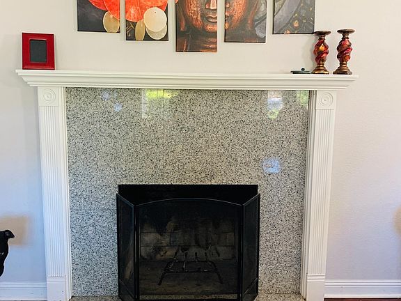 5th image of 2395 Carlsbad Ave