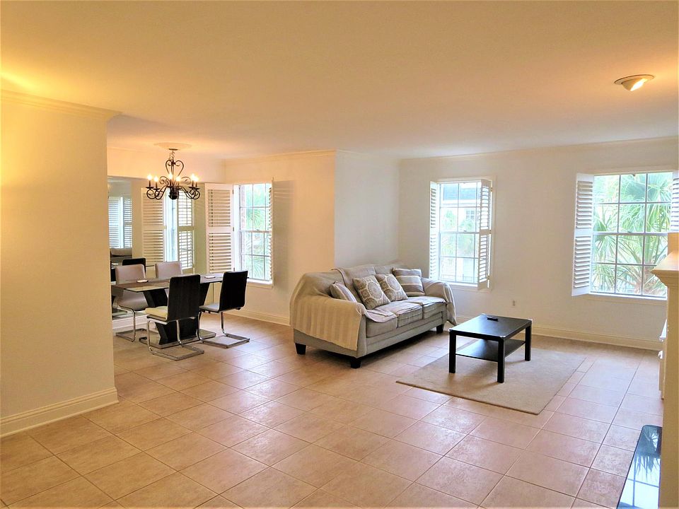 1st image of 361 N Post Oak Ln APT 239