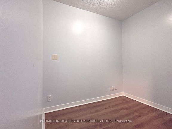 4th image of 397 Front St W #1808