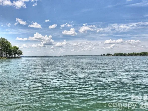 20427 Harborgate Ct Unit 606, Cornelius, NC 28031