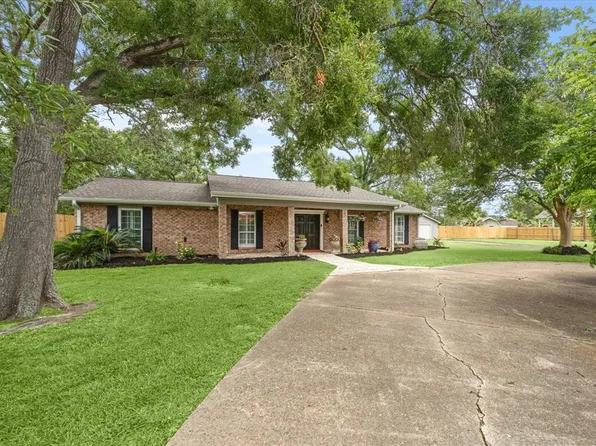 4609 Neal Drive, Seabrook, TX 77586