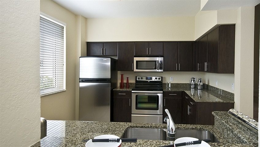 1st image of 408 NE 5th St