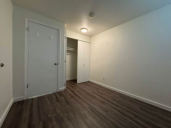 3rd image of 9494 Redmond Woodinville Rd NE APT B107