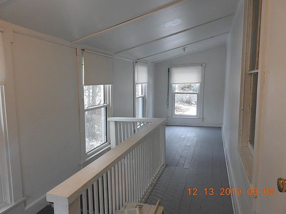 4th image of 45 Bloom St