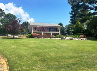 327 Southshore Dr, Greenback, TN 37742