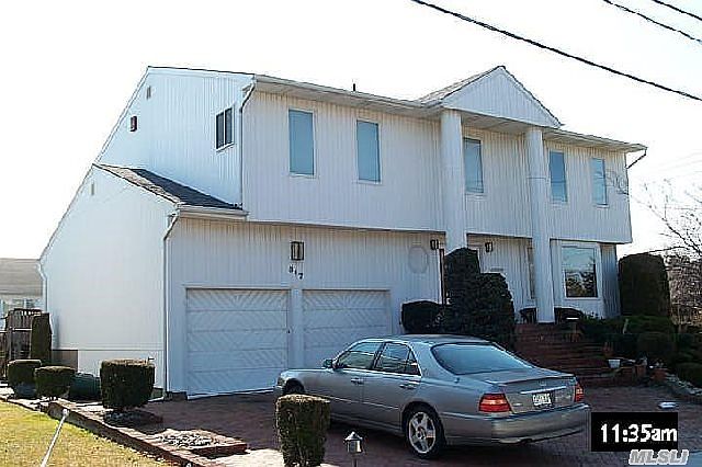1st image of 547 Halevy Dr