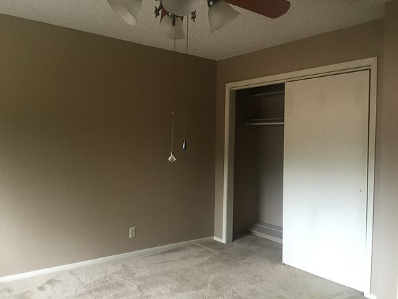 4th image of 2503 Villa Ct